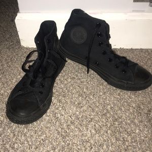 Black converse